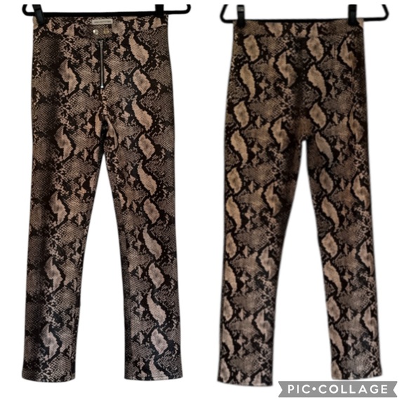 UO Snake Print Faux Leather Cream & Black Exposed Zipper Skinny Pants Size 2 - Picture 1 of 11